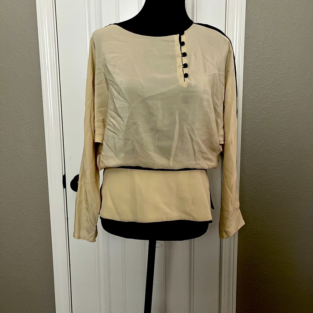 Used vintage top 100% silk